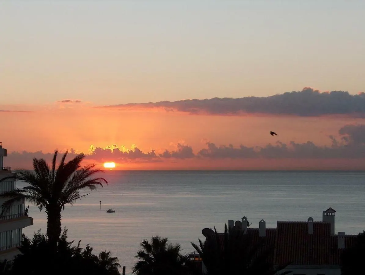 Precioso Apartamento Frente Al Mar Benalmadena Spain